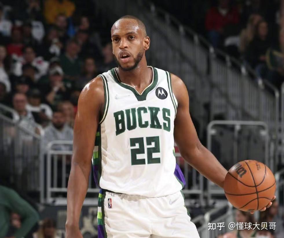 包含密尔沃基雄鹿内部会议纪要流出——今晚外线爆发，NBA季后赛使命明确，团队化学反应显著的词条