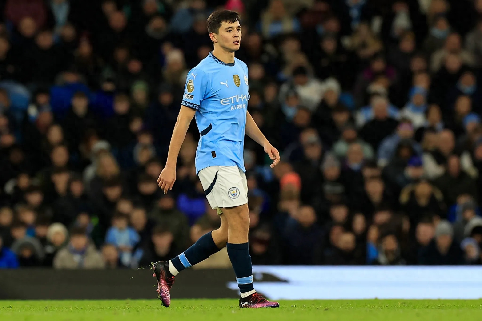 九游游戏中心关键时刻体能课后，曼城再遭质疑备战NBA季后赛，震撼外界，年轻球员得到机会的简单介绍