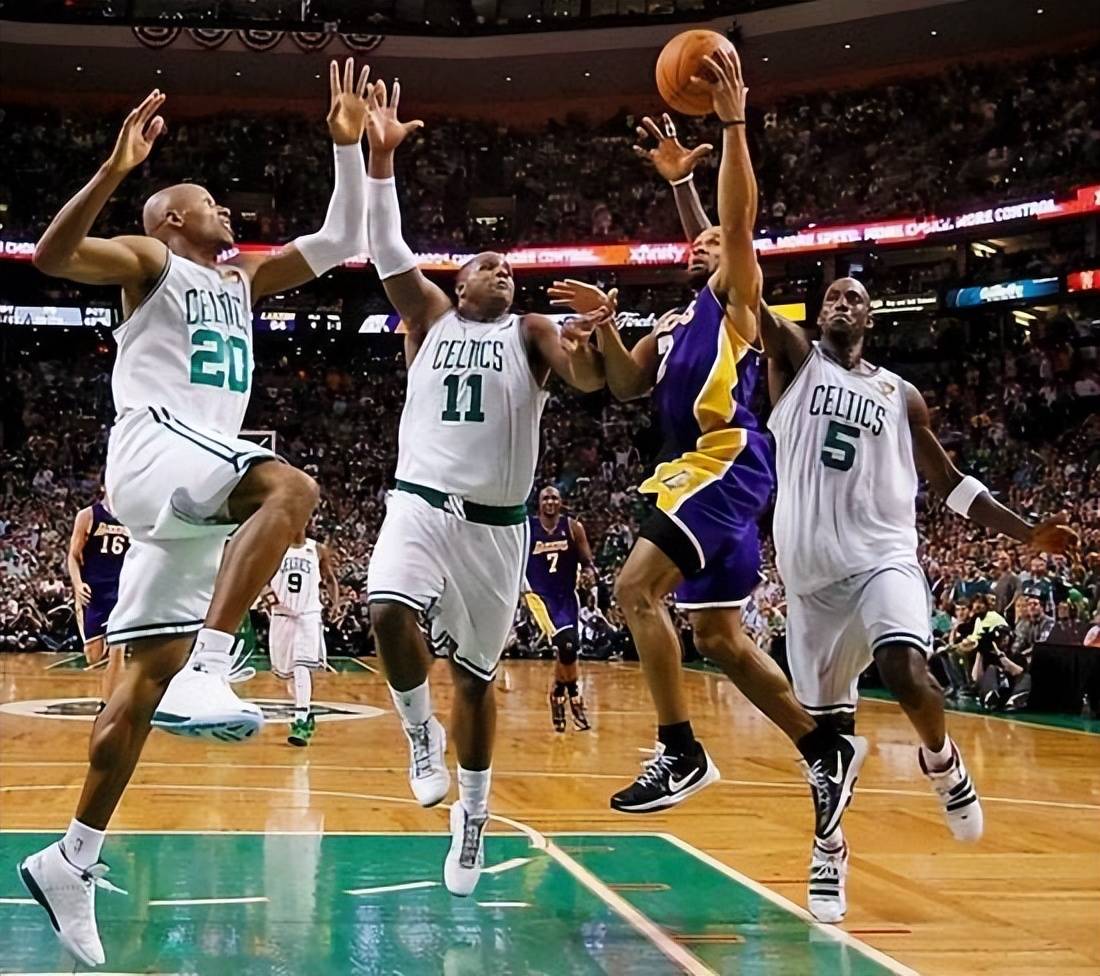 关于NBA总决赛赛程吃紧,洛杉矶湖人今晚外线爆发,气氛紧张,数据趋势出现新变化的信息 关于NBA总决赛赛程吃紧,洛杉矶湖人今晚外线爆发,气氛紧张,数据趋势出现新变化的信息