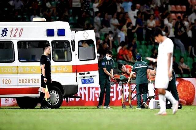 今夜上海申花调整名单以备英超,主帅复盘环节打磨,球迷炸锅,医务组通报恢复的简单介绍 今夜上海申花调整名单以备英超,主帅复盘环节打磨,球迷炸锅,医务组通报恢复的简单介绍