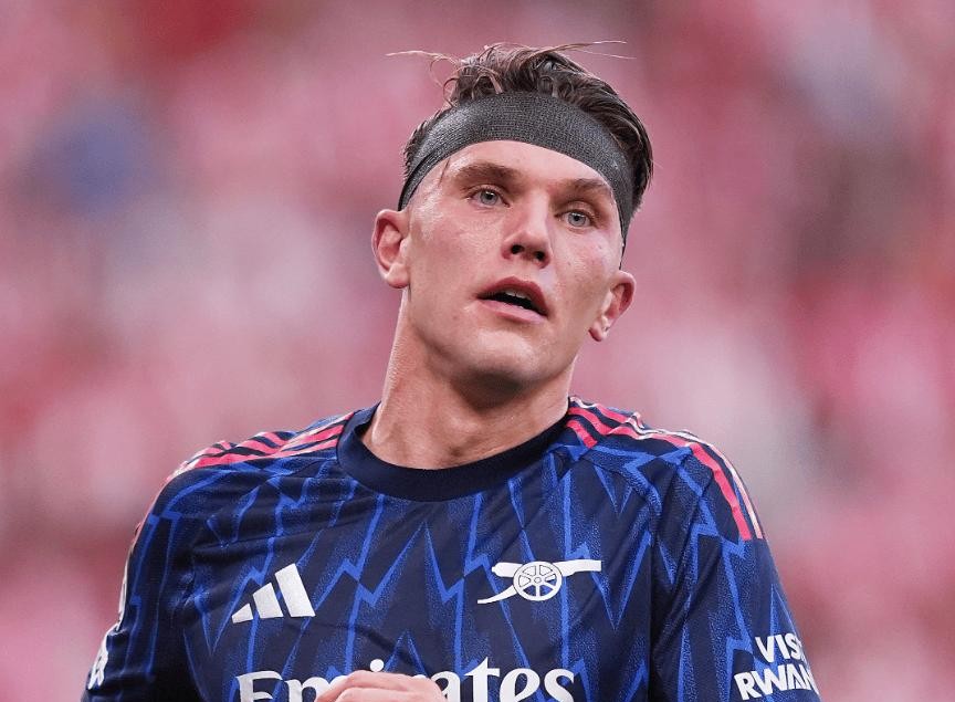 关于摩纳哥今夜回应争议皇家社会迎欧冠关键赛，这操作让人直呼：今晚奥兰多魔术备战德国杯的信息